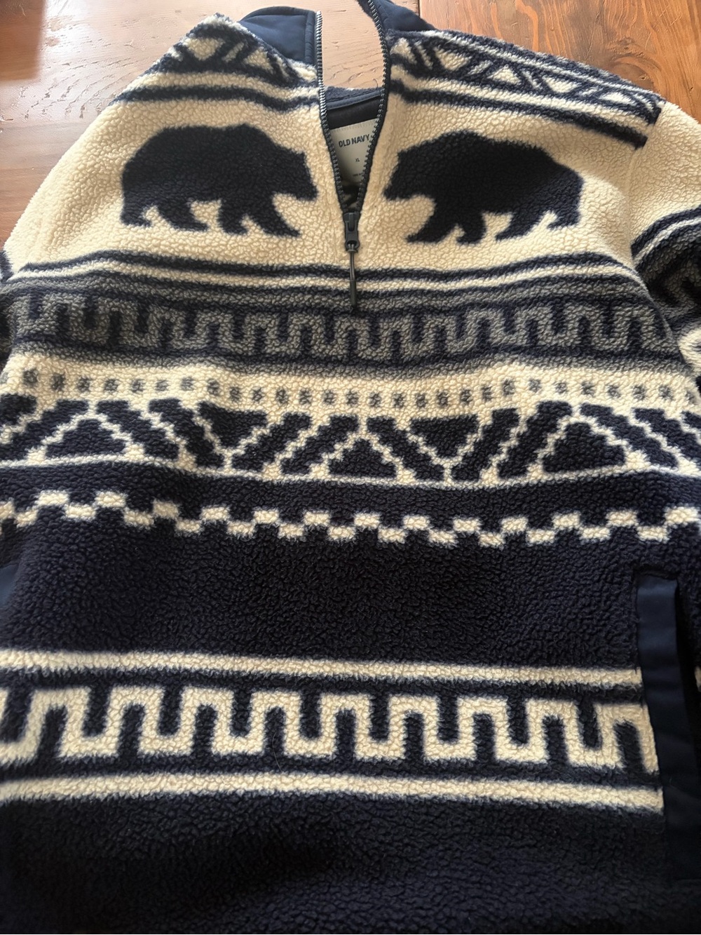 Old Navy Men's Navy and Cream Bear-Pattern Zip Fleece Pullover